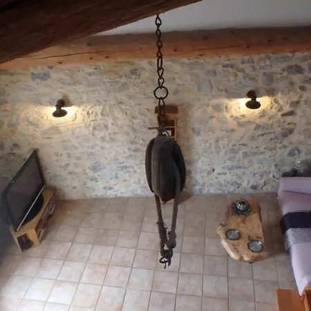Holiday home Maison Bergerie Glabanel